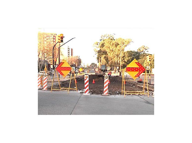 Tránsito complicado por obras en Avenida Italia y Ricaldoni
