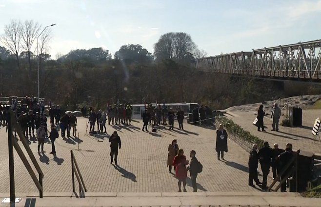 Foto: Subrayado. Preparativos del acto, en la mañana de este viernes, en Piedra Alta, Florida.