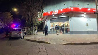 Foto: Subrayado. Supermercado de Parque Rodó donde fue asesinada la víctima.