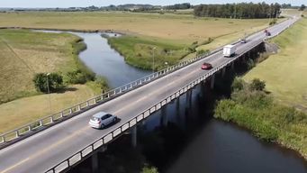 Foto: IDM. Puente de acceso a San Carlos por ruta 39, Maldonado.
