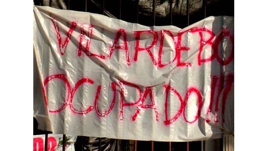 Funcionarios de Salud Pública iniciarán huelga tras el desalojo