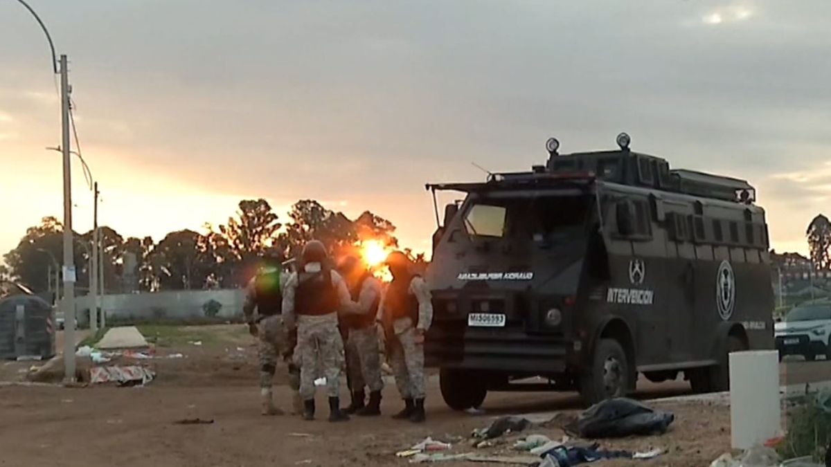 Siete allanamientos en barrio Cauceglia terminaron con dos detenidos, uno requerido por disparos, además de la incautación de droga