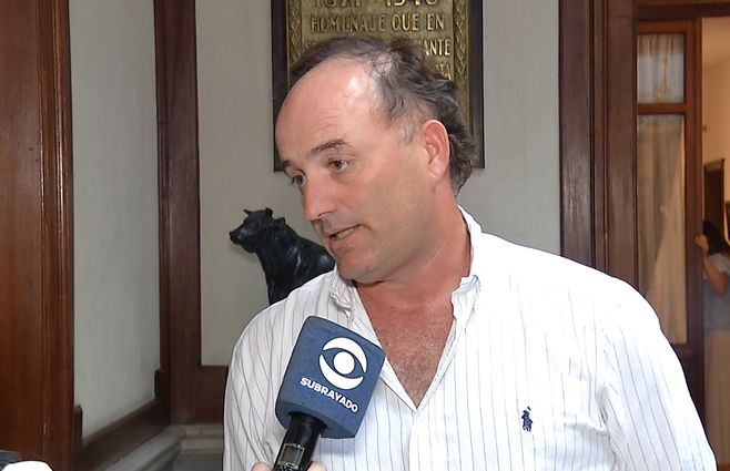 rafael-ferber-aru-sobre-dolar