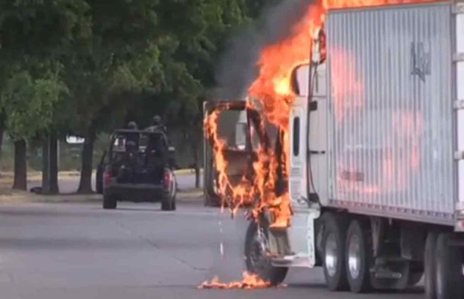 CHAPO-CAMION-LLAMAS.jpg