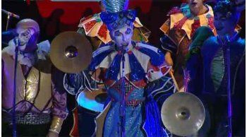 varias murgas critican a los taxistas en su polemica con uber