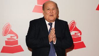 fallecio a los 82 anos el popular cantante argentino leo dan, autor de exitos como pideme la luna