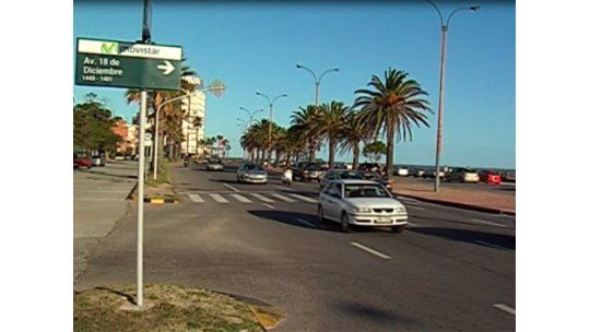 Edil propone flechar rambla en horas pico de tránsito