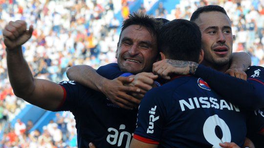 Nacional goleó 6-0 a River Plate y acumula su tercera victoria consecutiva