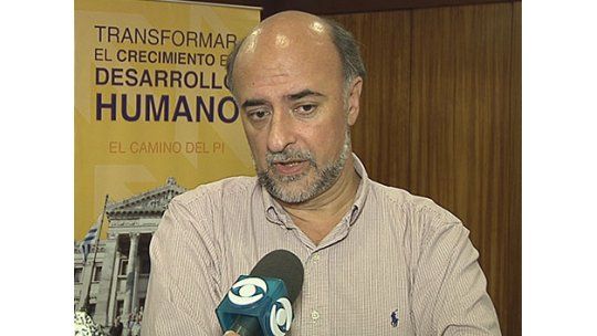 Mieres se postulará al Senado y buscará quitarle mayoría al FA