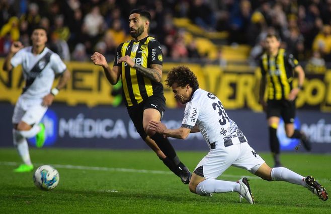 peñarol danubio 28 agosto 2022 tanda dos dante fernandez foco uy (5).jpeg