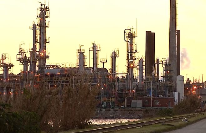 REFINERÍA-LA-TEJA-AGUA-DULCE.jpg
