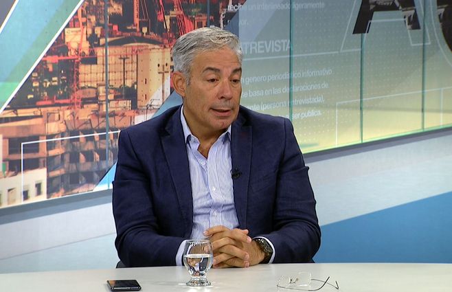 Robert Silva, precandidato del PC.