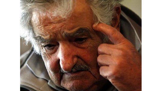 Mujica con reposo en su casa por un dolor en la cadera