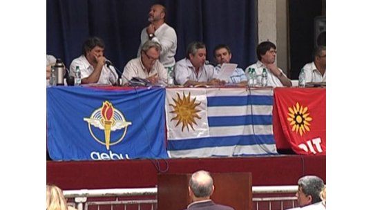 Cajeros automáticos del Este sin dinero por conflicto bancario