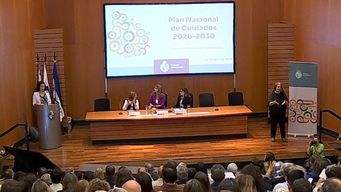 presentan nuevo plan nacional de cuidados: dejara de ser concebido como una carga privada para asumirse como un derecho social