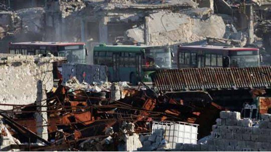 Aplazada la evacuación de Alepo tras ataques armados contra los ómnibus