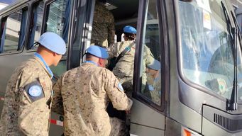 llego este domingo el ultimo vuelo con militares uruguayos desde el congo, por el recambio que se retraso por varios meses