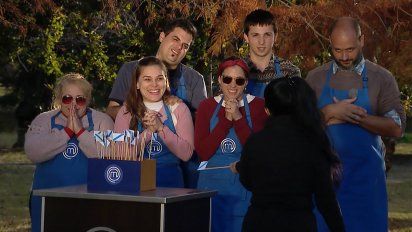 los azules le ganaron a los rojos y zafaron de la eliminacion