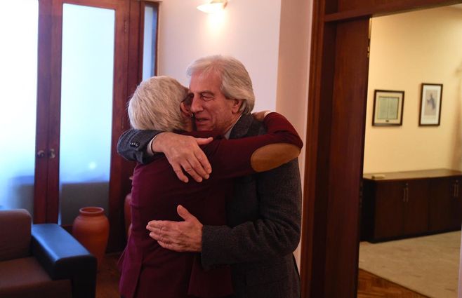 Villar-con-Tabaré-Vázquez.jpg
