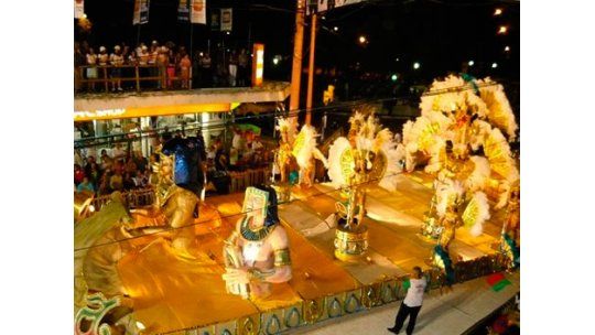 Subrayado estuvo en la previa del Carnaval de Artigas