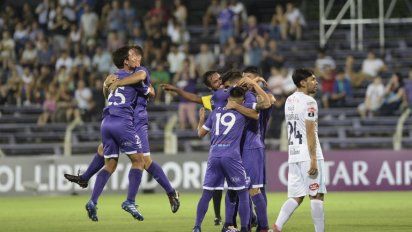 El Defensor de Polilla da Silva salió airoso de la llave con el Bolívar de La Paz.&nbsp;