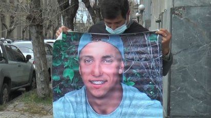 fueron absueltos los policias que habian sido imputados por la muerte de santiago cor