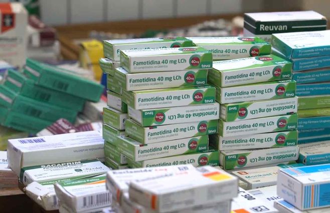 Medicamentos incautados en ferias vecinales. (Foto: archivo Subrayado).