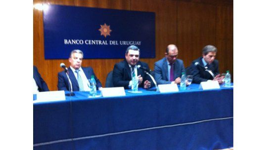 Renunció el Superintendente de Servicios Financieros del BCU