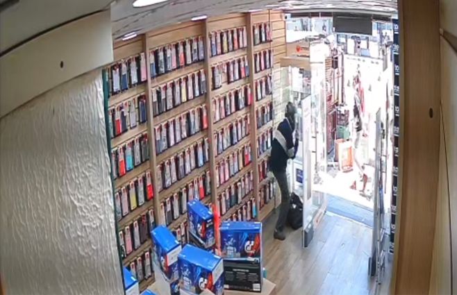 robo-local-celulares-cordon