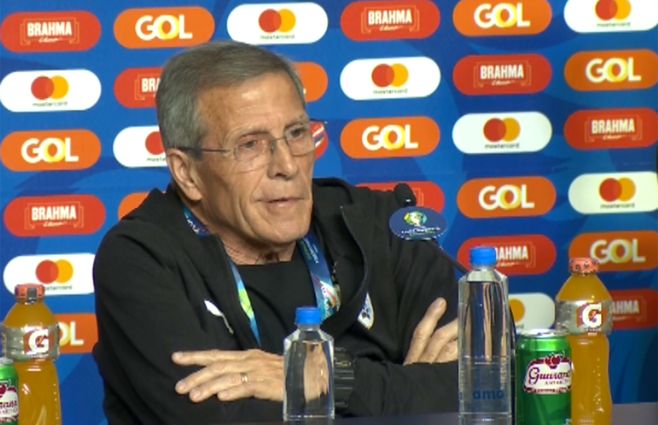 Tabárez-conferencia-junio-19.jpg