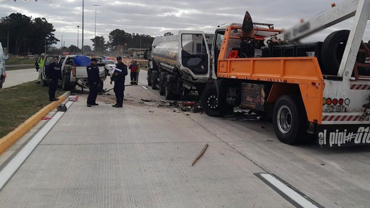 Triple choque en ruta 5 deja tres heridos; uno de los camiones ...