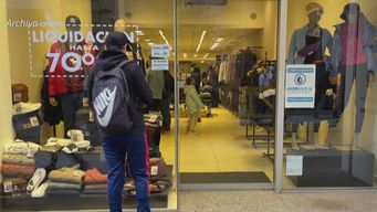 economista advierte que argentina esta muy barata, pero menos que hace un ano
