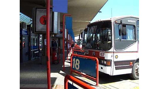 Sube el precio del boleto suburbano e interdepartamental un 8 %