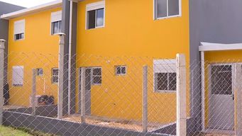 sentir que es tu hogar es impresionante: entregaron 17 viviendas del plan juntos