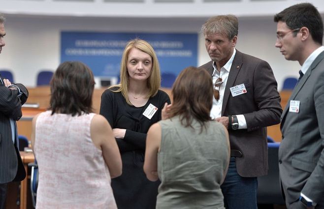 Rachel, la esposa de Lambert, exige la desconexión&nbsp;
