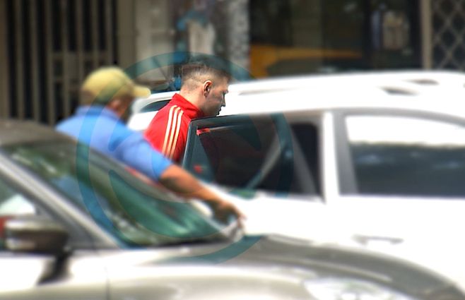 Imágenes: Subrayado. Momento en que se entregó el sospechoso por homicidio.