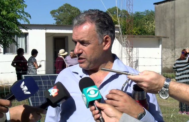 yamandú-orsi-sobre-pluna.jpg