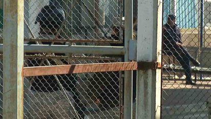 murio el primer recluso por covid y hay 400 cursando la enfermedad