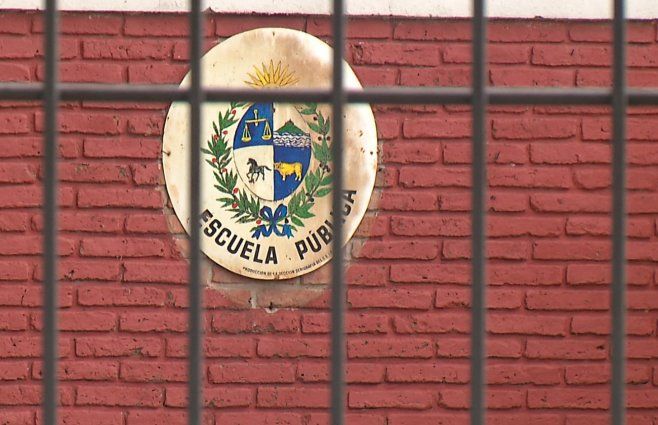 escuela-publica-seguridad-inseguridad-escudo.jpg