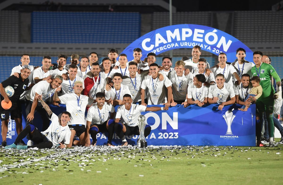 Liverpool se consagró campeón del fútbol uruguayo por primera vez