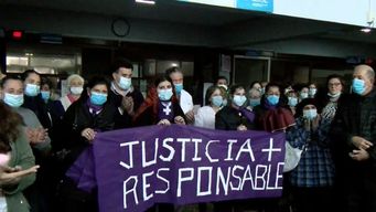 Movilización en reclamo de una justicia más responsable, por el femicidio de Valentina Cancela.