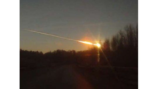Suman más de 1.000 los heridos tras caída de meteorito en Rusia