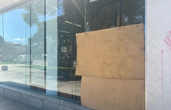 robo-farmacia-tienda-inglesa-bulevar-y-garibaldi.jpg