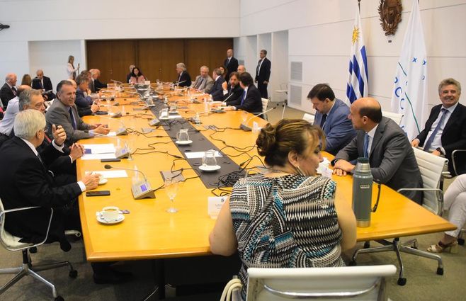 LACALLE CONSEJO DE MINISTROS DICIEMBRE 2022 EVALUACION AÑO FOCO UY (10).jpeg