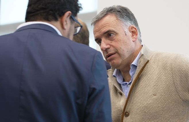 Alejandro-Sánchez-con-Orsi-imágenes-Presidencia-consejo