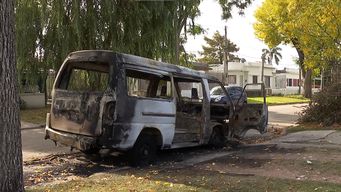 un hombre salia de su casa cuando delincuentes lo asaltaron, coparon la casa y robaron