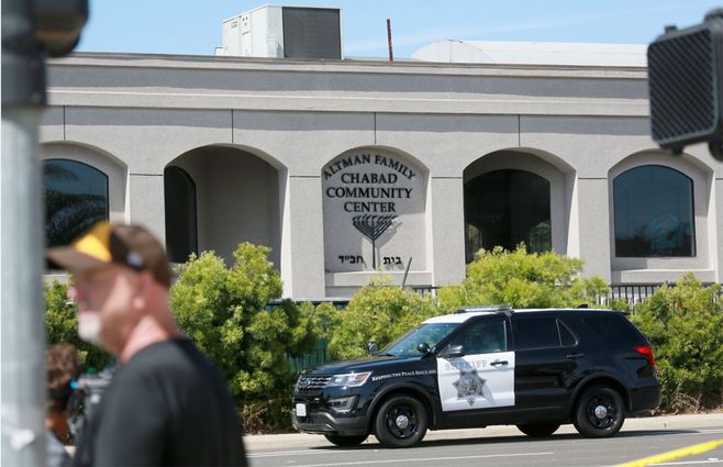 Atentado-sinagoga-California-AFP.jpg