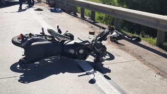 murio un delincuente atropellado por un camion cuando huia