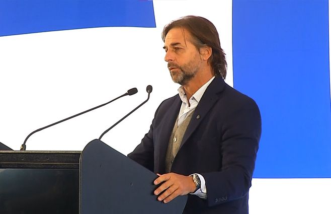 luis-lacalle-pou-en-nueva-palmira.jpg