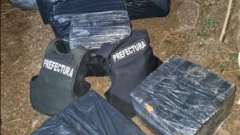 la armada nacional incauto mas de un millon de pesos en mercaderia y hay un detenido